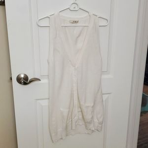 White sleeveless sweater, Medium size
